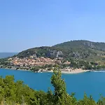 Apartment T3 Au Centre De Les Bains Greoux-les-Bains