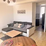 Apartamento T3 Au Centre De Les Bains