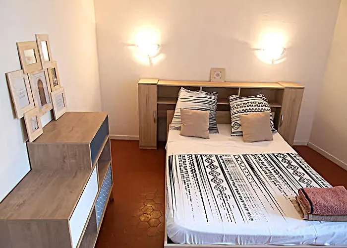 Apartment T3 Au Centre De Les Bains Greoux-les-Bains